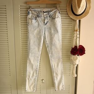 Bullhead Denim Co. Acid Washed Strech Skinny Jeans Size 1 Low Rise